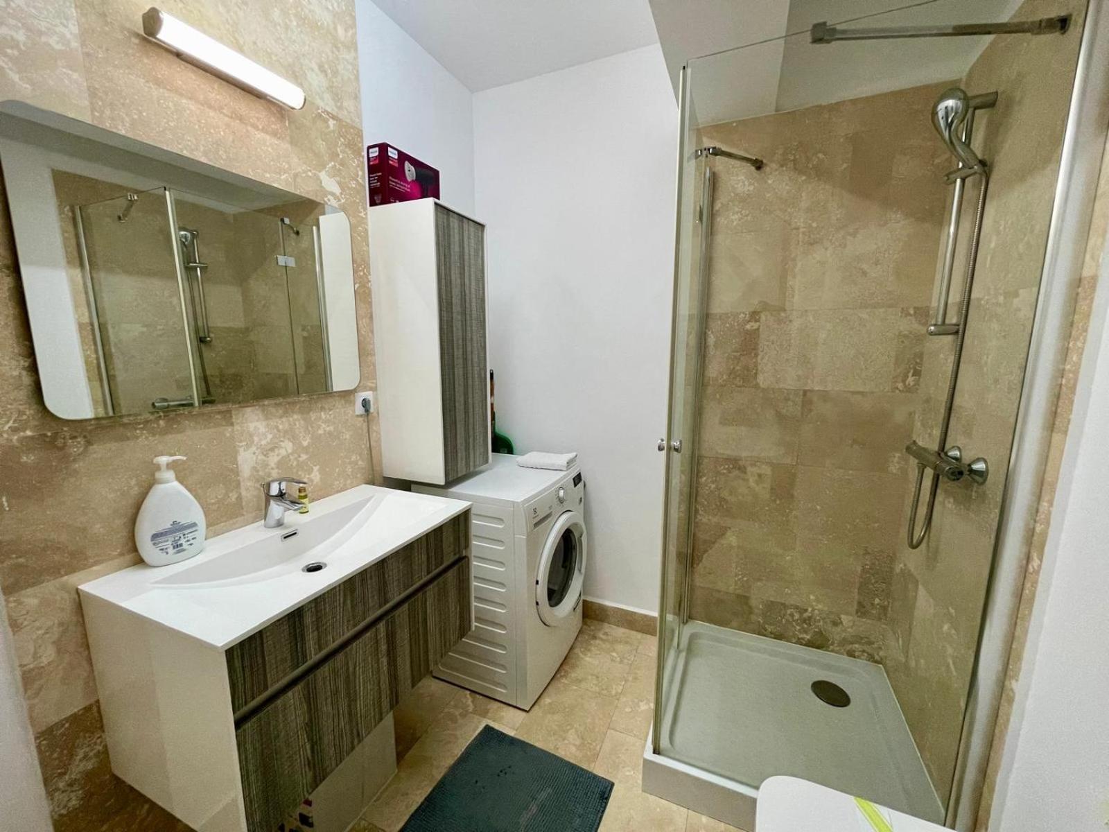 Yamaluxe Apartments - Between The Lakes - Close To Iulius Mall Κλουζ-Ναπόκα Εξωτερικό φωτογραφία