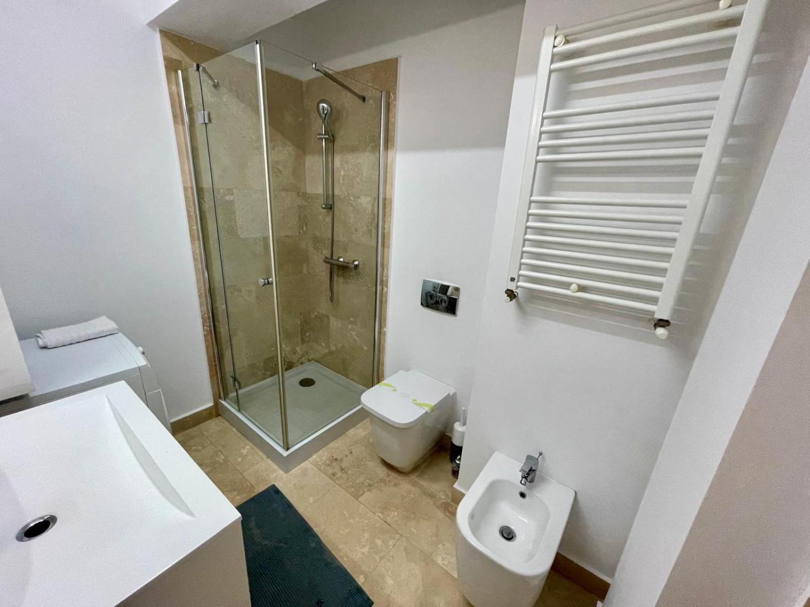 Yamaluxe Apartments - Between The Lakes - Close To Iulius Mall Κλουζ-Ναπόκα Εξωτερικό φωτογραφία