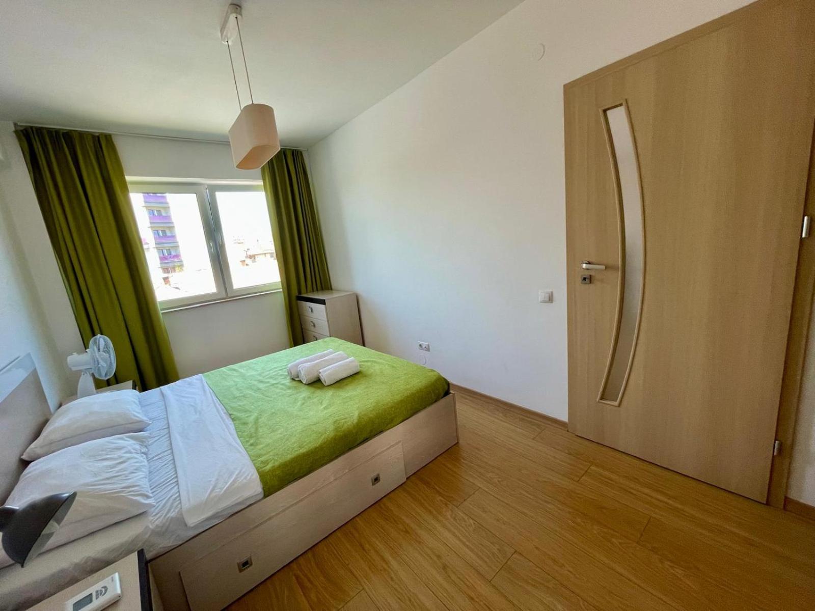 Yamaluxe Apartments - Between The Lakes - Close To Iulius Mall Κλουζ-Ναπόκα Εξωτερικό φωτογραφία
